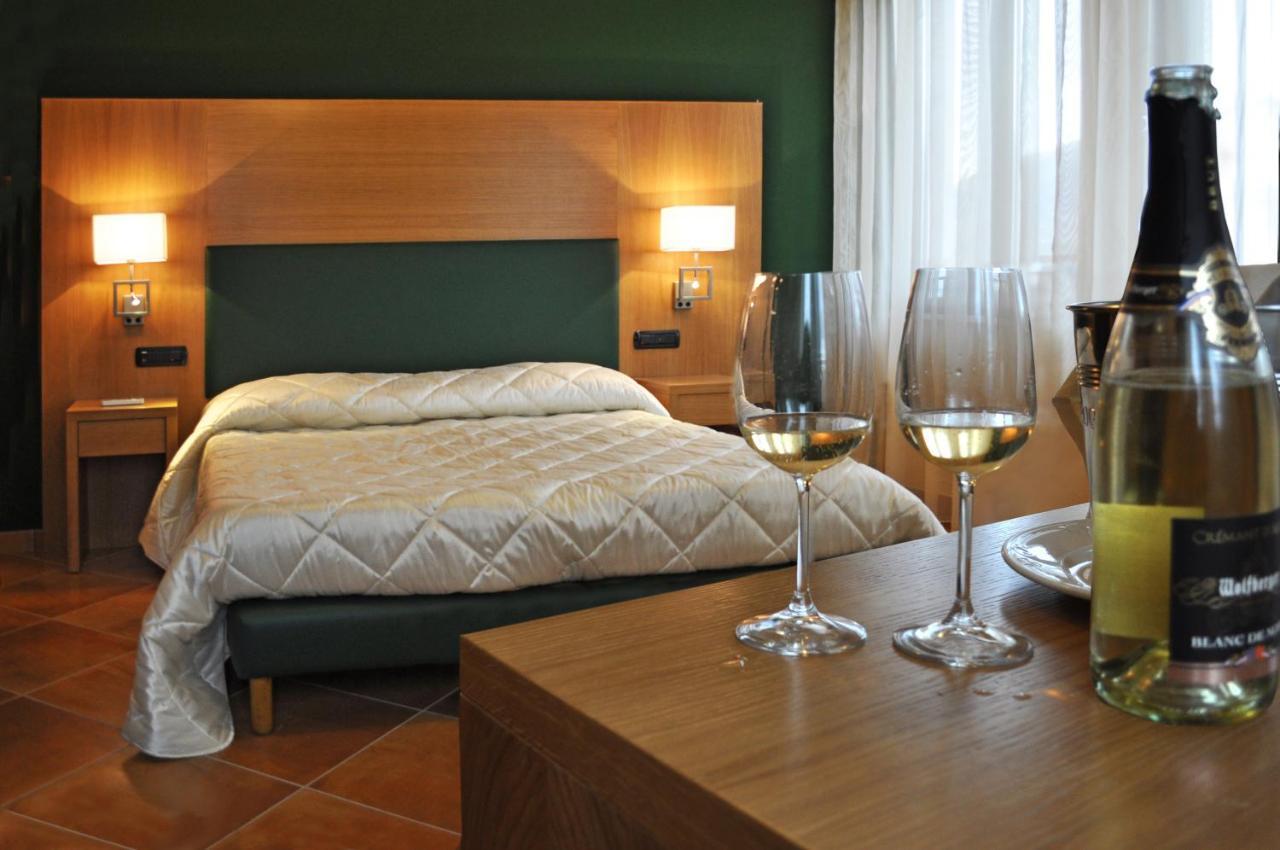 Mingone Hotel Ristorante Isola di Liri Quarto foto